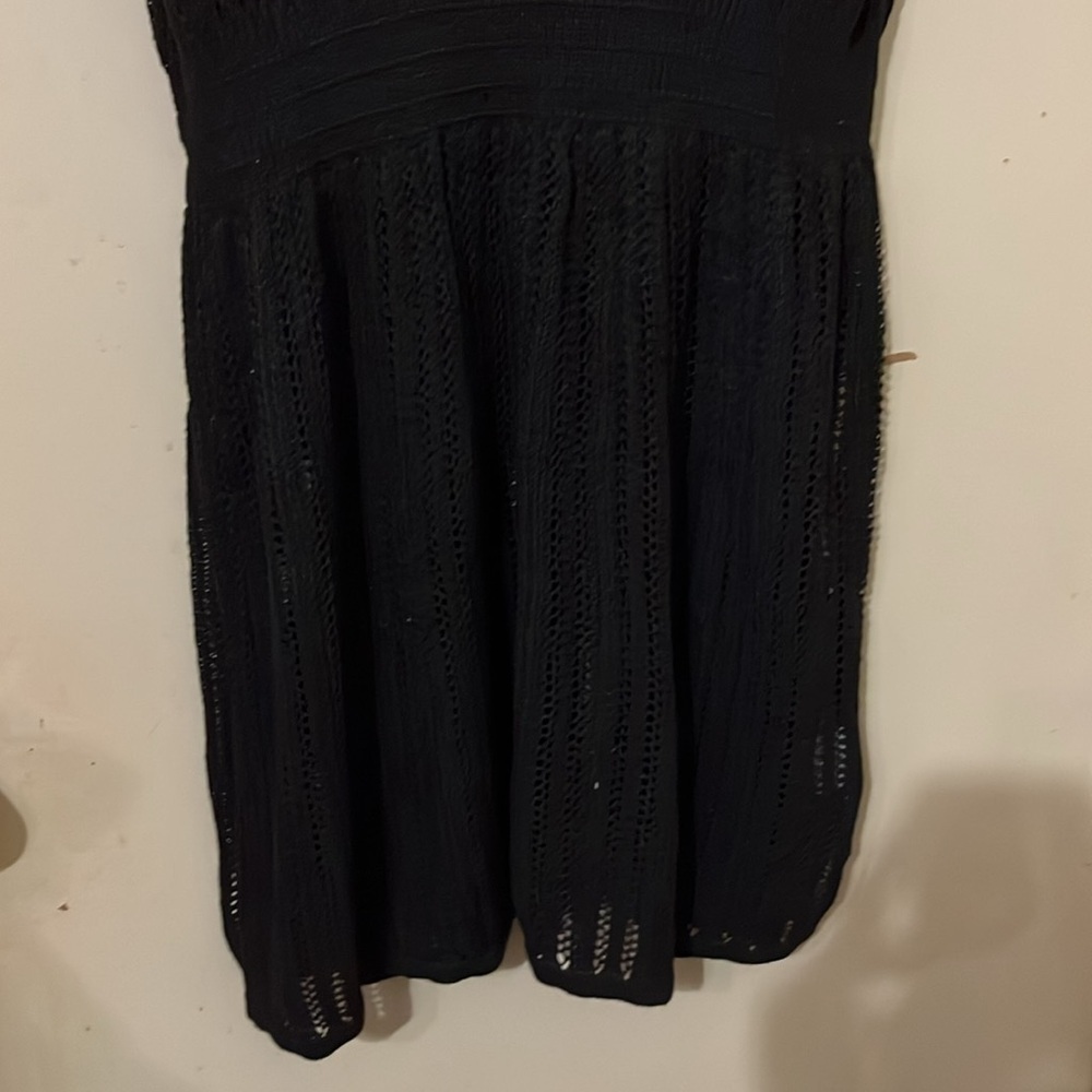 Black Crochet Sleeveless beach coverup
XXL - Picture 6 of 6